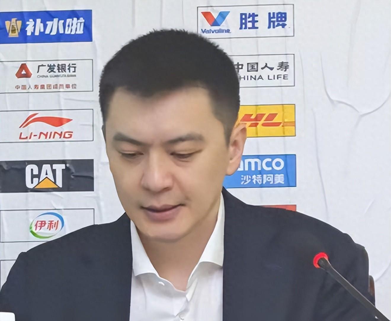 辽篮为什么惨败给新疆男篮！杨鸣赛后一席话，直接戳中要害